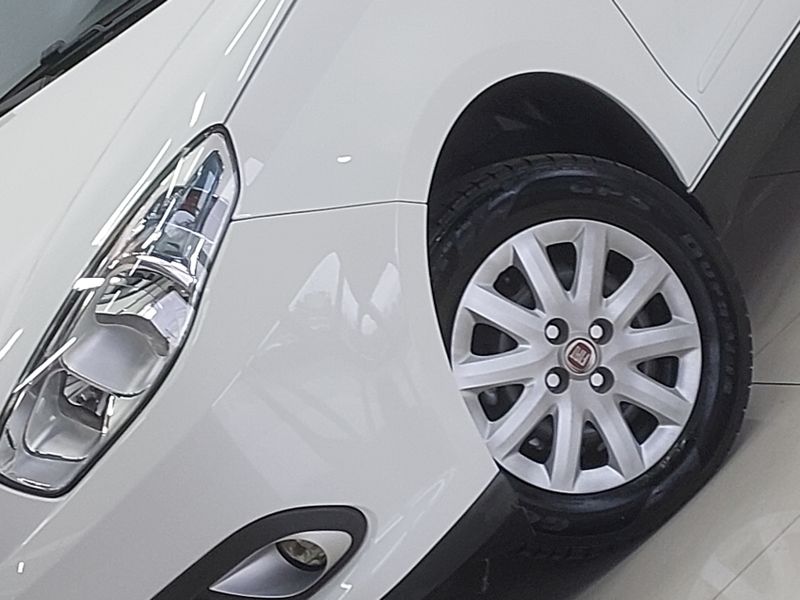 Fiat GRAND SIENA 1.4 MPI ATTRACTIVE 8V FLEX 4P MANUAL 2013/2014 BETIOLO NOVOS E SEMINOVOS LAJEADO / Carros no Vale Fiat GRAND SIENA 1.4 MPI ATTRACTIVE 8V FLEX 4P MANUAL 2013/2014 BETIOLO NOVOS E SEMINOVOS LAJEADO / Carros no Vale