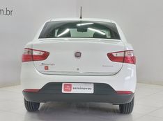 Fiat GRAND SIENA 1.4 MPI ATTRACTIVE 8V FLEX 4P MANUAL 2013/2014 BETIOLO NOVOS E SEMINOVOS LAJEADO / Carros no Vale