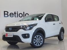 Fiat MOBI 1.0 EVO FLEX LIKE MANUAL 2024/2025 BETIOLO NOVOS E SEMINOVOS LAJEADO / Carros no Vale
