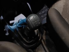 Fiat MOBI 1.0 EVO FLEX LIKE MANUAL 2023/2024 BETIOLO NOVOS E SEMINOVOS LAJEADO / Carros no Vale