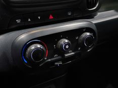Fiat MOBI 1.0 EVO FLEX LIKE MANUAL 2023/2024 BETIOLO NOVOS E SEMINOVOS LAJEADO / Carros no Vale