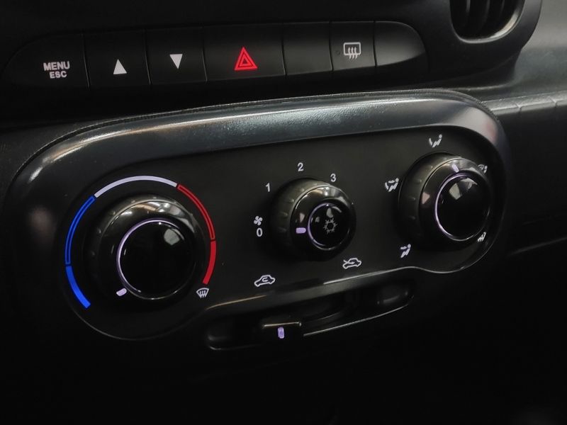 Fiat MOBI 1.0 EVO FLEX LIKE MANUAL 2023/2024 BETIOLO NOVOS E SEMINOVOS LAJEADO / Carros no Vale Fiat MOBI 1.0 EVO FLEX LIKE MANUAL 2023/2024 BETIOLO NOVOS E SEMINOVOS LAJEADO / Carros no Vale