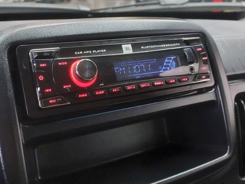 Fiat MOBI 1.0 EVO FLEX LIKE MANUAL 2023/2024 BETIOLO NOVOS E SEMINOVOS LAJEADO / Carros no Vale