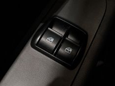 Fiat MOBI 1.0 EVO FLEX LIKE MANUAL 2024/2024 BETIOLO NOVOS E SEMINOVOS LAJEADO / Carros no Vale