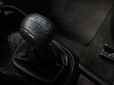 Fiat MOBI 1.0 EVO FLEX LIKE MANUAL 2023/2024 BETIOLO NOVOS E SEMINOVOS LAJEADO / Carros no Vale