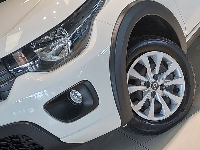 Fiat MOBI 1.0 EVO FLEX LIKE MANUAL 2024/2024 BETIOLO NOVOS E SEMINOVOS LAJEADO / Carros no Vale