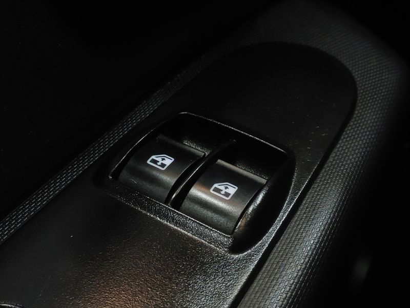 Fiat MOBI 1.0 EVO FLEX LIKE MANUAL 2023/2024 BETIOLO NOVOS E SEMINOVOS LAJEADO / Carros no Vale Fiat MOBI 1.0 EVO FLEX LIKE MANUAL 2023/2024 BETIOLO NOVOS E SEMINOVOS LAJEADO / Carros no Vale