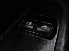 Fiat MOBI 1.0 EVO FLEX LIKE MANUAL 2023/2024 BETIOLO NOVOS E SEMINOVOS LAJEADO / Carros no Vale