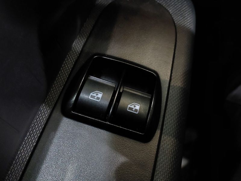 Fiat MOBI 1.0 EVO FLEX LIKE MANUAL 2023/2024 BETIOLO NOVOS E SEMINOVOS LAJEADO / Carros no Vale Fiat MOBI 1.0 EVO FLEX LIKE MANUAL 2023/2024 BETIOLO NOVOS E SEMINOVOS LAJEADO / Carros no Vale