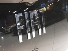 Fiat MOBI 1.0 EVO FLEX LIKE MANUAL 2023/2024 BETIOLO NOVOS E SEMINOVOS LAJEADO / Carros no Vale