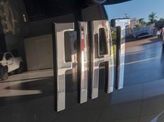 Fiat MOBI 1.0 EVO FLEX LIKE MANUAL 2023/2024 BETIOLO NOVOS E SEMINOVOS LAJEADO / Carros no Vale