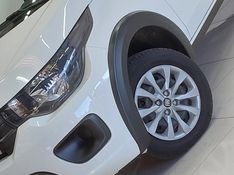 Fiat MOBI 1.0 EVO FLEX LIKE MANUAL 2023/2024 BETIOLO NOVOS E SEMINOVOS LAJEADO / Carros no Vale