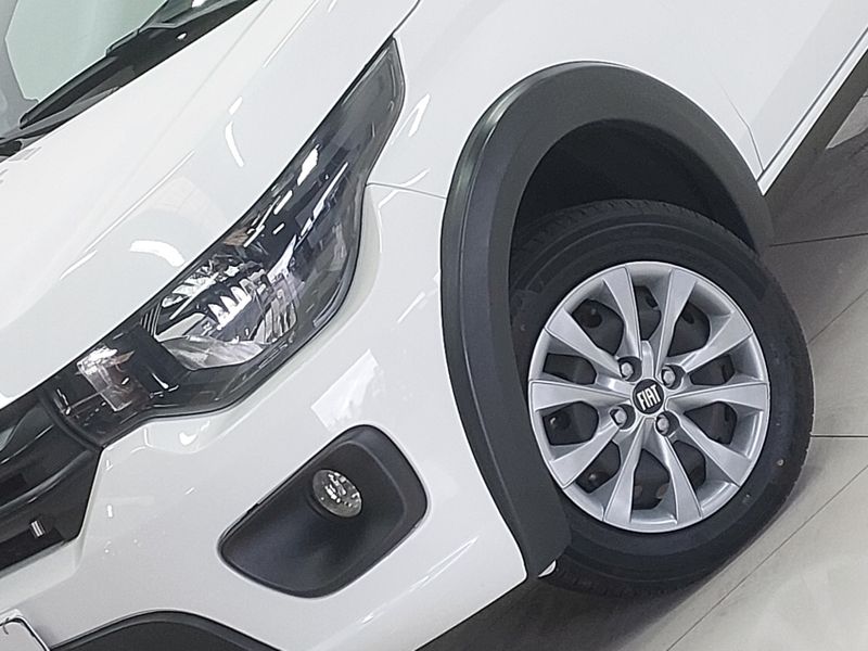 Fiat MOBI 1.0 EVO FLEX LIKE MANUAL 2023/2024 BETIOLO NOVOS E SEMINOVOS LAJEADO / Carros no Vale