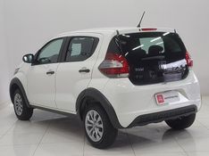 Fiat MOBI 1.0 EVO FLEX LIKE MANUAL 2023/2024 BETIOLO NOVOS E SEMINOVOS LAJEADO / Carros no Vale