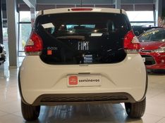 Fiat MOBI 1.0 EVO FLEX LIKE MANUAL 2023/2024 BETIOLO NOVOS E SEMINOVOS LAJEADO / Carros no Vale