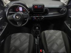 Fiat MOBI 1.0 EVO FLEX LIKE MANUAL 2023/2024 BETIOLO NOVOS E SEMINOVOS LAJEADO / Carros no Vale