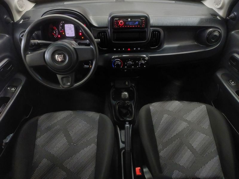 Fiat MOBI 1.0 EVO FLEX LIKE MANUAL 2023/2024 BETIOLO NOVOS E SEMINOVOS LAJEADO / Carros no Vale