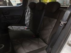 Fiat MOBI 1.0 EVO FLEX LIKE MANUAL 2023/2024 BETIOLO NOVOS E SEMINOVOS LAJEADO / Carros no Vale
