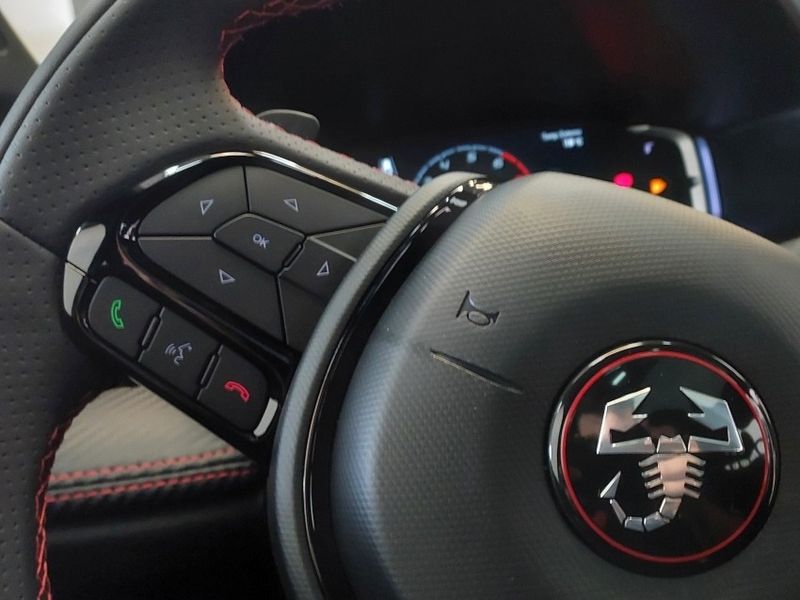 Fiat PULSE 1.3 TURBO 270 FLEX ABARTH AT6 2026/2026 BETIOLO NOVOS E SEMINOVOS LAJEADO / Carros no Vale