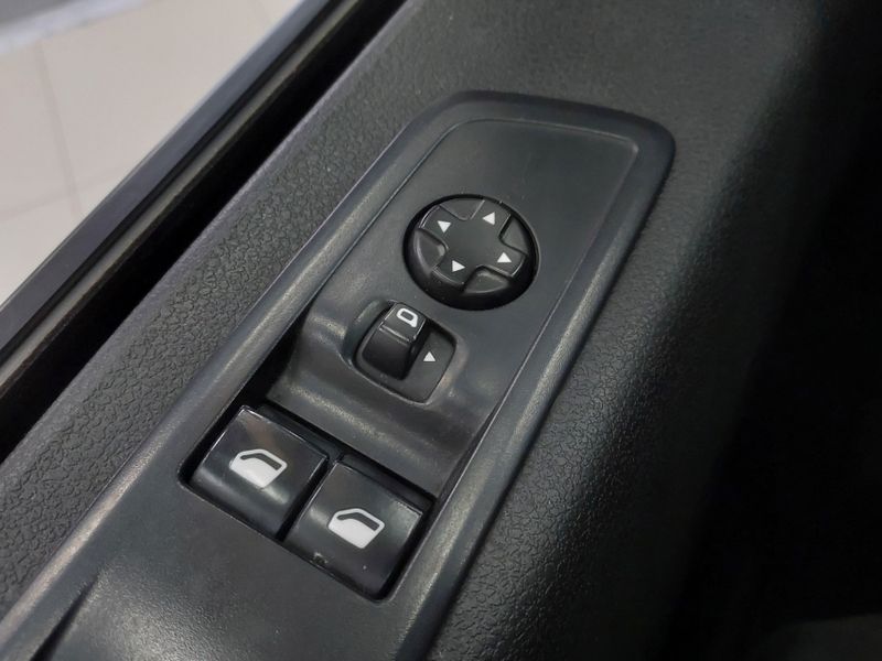 Fiat SCUDO 1.5 BLUEHDI DIESEL CARGO MANUAL 2023/2024 BETIOLO NOVOS E SEMINOVOS LAJEADO / Carros no Vale Fiat SCUDO 1.5 BLUEHDI DIESEL CARGO MANUAL 2023/2024 BETIOLO NOVOS E SEMINOVOS LAJEADO / Carros no Vale
