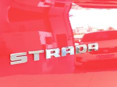 Fiat STRADA 1.3 FIREFLY FLEX VOLCANO CD CVT 2025/2026 BETIOLO NOVOS E SEMINOVOS LAJEADO / Carros no Vale