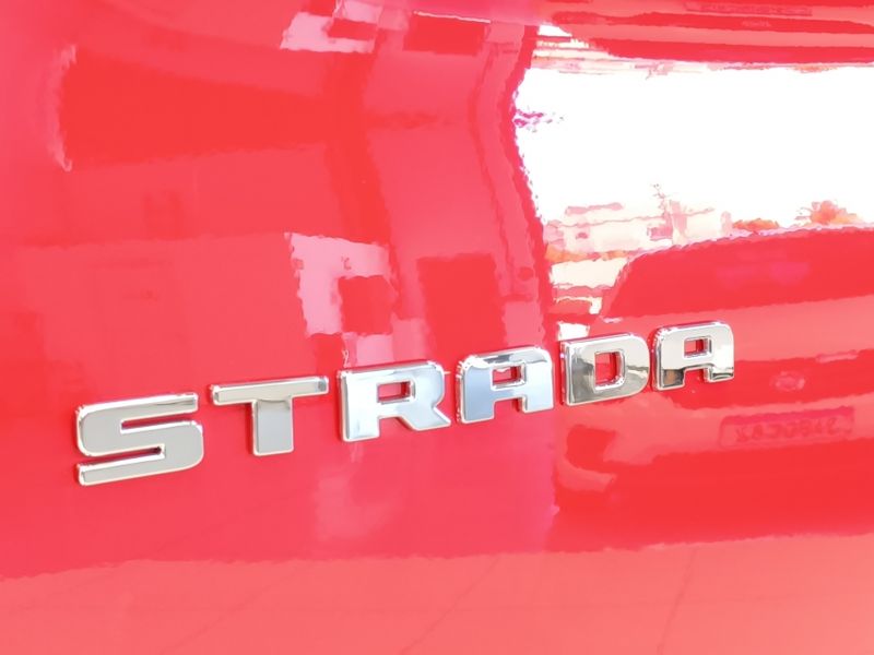 Fiat STRADA 1.3 FIREFLY FLEX VOLCANO CD CVT 2025/2026 BETIOLO NOVOS E SEMINOVOS LAJEADO / Carros no Vale