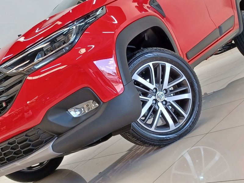 Fiat STRADA 1.3 FIREFLY FLEX VOLCANO CD CVT 2025/2026 BETIOLO NOVOS E SEMINOVOS LAJEADO / Carros no Vale