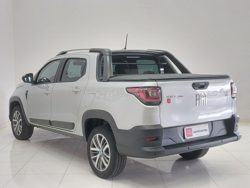 Fiat STRADA 1.3 FIREFLY FLEX VOLCANO CD CVT 2023/2023 BETIOLO NOVOS E SEMINOVOS LAJEADO / Carros no Vale Fiat STRADA 1.3 FIREFLY FLEX VOLCANO CD CVT 2023/2023 BETIOLO NOVOS E SEMINOVOS LAJEADO / Carros no Vale