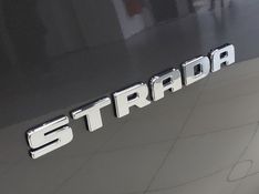 Fiat STRADA 1.3 FIREFLY FLEX VOLCANO CD MANUAL 2025/2026 BETIOLO NOVOS E SEMINOVOS LAJEADO / Carros no Vale