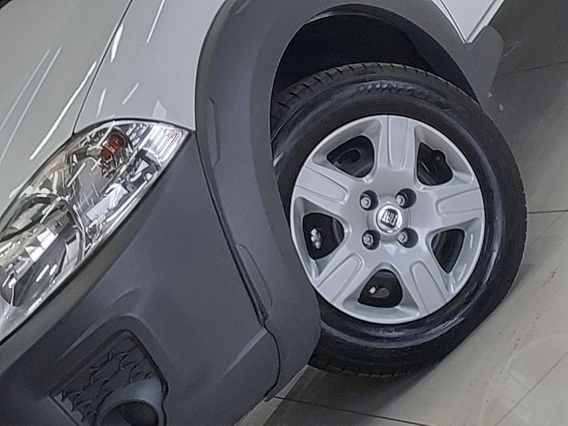 Fiat STRADA 1.4 MPI WORKING CS 8V FLEX 2P MANUAL 2015/2016 BETIOLO NOVOS E SEMINOVOS LAJEADO / Carros no Vale
