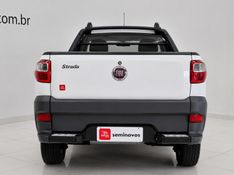 Fiat STRADA 1.4 MPI WORKING CS 8V FLEX 2P MANUAL 2015/2016 BETIOLO NOVOS E SEMINOVOS LAJEADO / Carros no Vale