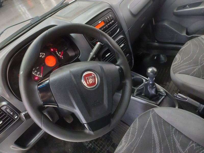 Fiat STRADA 1.4 MPI WORKING CS 8V FLEX 2P MANUAL 2015/2016 BETIOLO NOVOS E SEMINOVOS LAJEADO / Carros no Vale