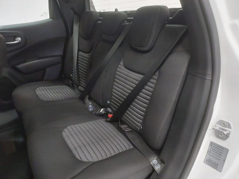 Fiat TORO 1.3 TURBO 270 FLEX ENDURANCE AT6 2026/2026 BETIOLO NOVOS E SEMINOVOS LAJEADO / Carros no Vale