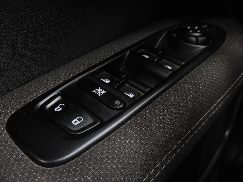 Fiat TORO 1.3 TURBO 270 FLEX FREEDOM AT6 2022/2023 BETIOLO NOVOS E SEMINOVOS LAJEADO / Carros no Vale Fiat TORO 1.3 TURBO 270 FLEX FREEDOM AT6 2022/2023 BETIOLO NOVOS E SEMINOVOS LAJEADO / Carros no Vale