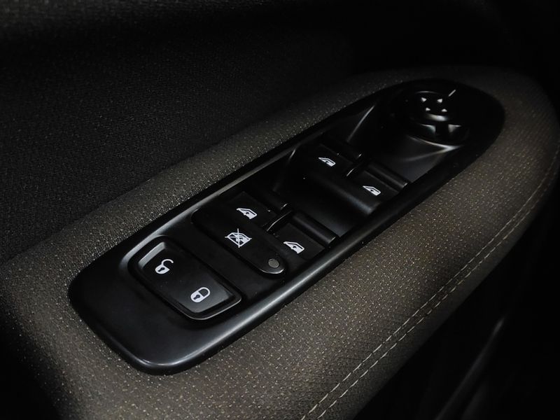 Fiat TORO 1.3 TURBO 270 FLEX FREEDOM AT6 2024/2025 BETIOLO NOVOS E SEMINOVOS LAJEADO / Carros no Vale