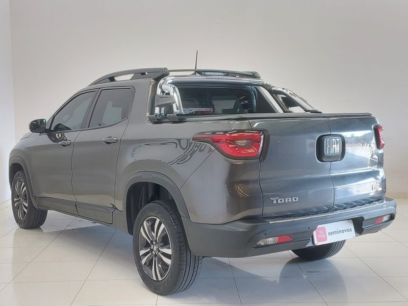 Fiat TORO 1.3 TURBO 270 FLEX FREEDOM AT6 2024/2025 BETIOLO NOVOS E SEMINOVOS LAJEADO / Carros no Vale