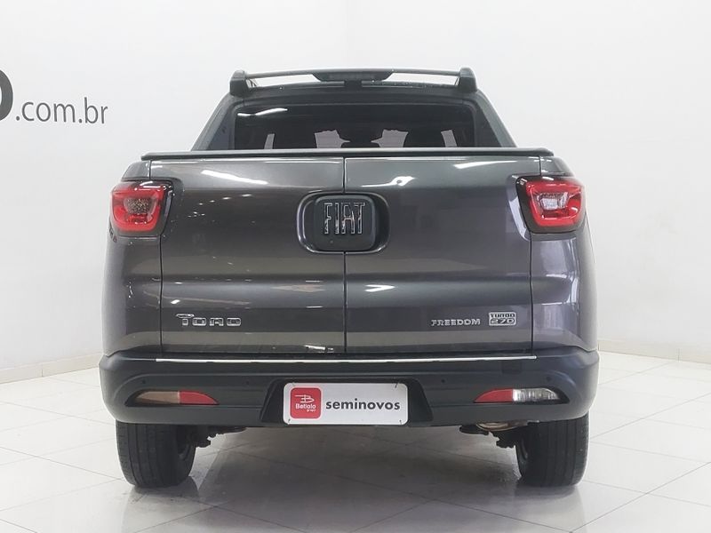 Fiat TORO 1.3 TURBO 270 FLEX FREEDOM AT6 2024/2024 BETIOLO NOVOS E SEMINOVOS LAJEADO / Carros no Vale