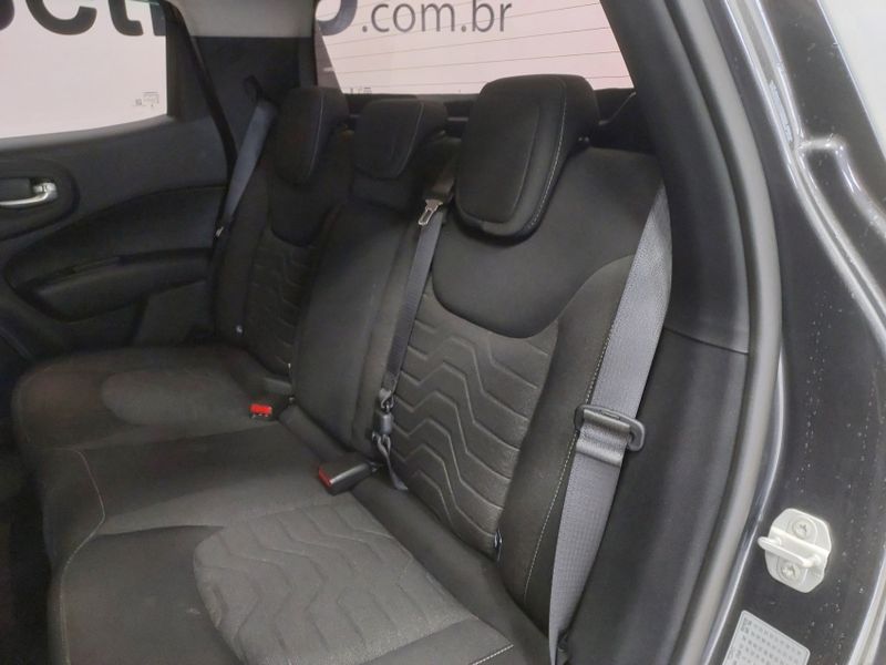 Fiat TORO 1.3 TURBO 270 FLEX FREEDOM AT6 2024/2024 BETIOLO NOVOS E SEMINOVOS LAJEADO / Carros no Vale