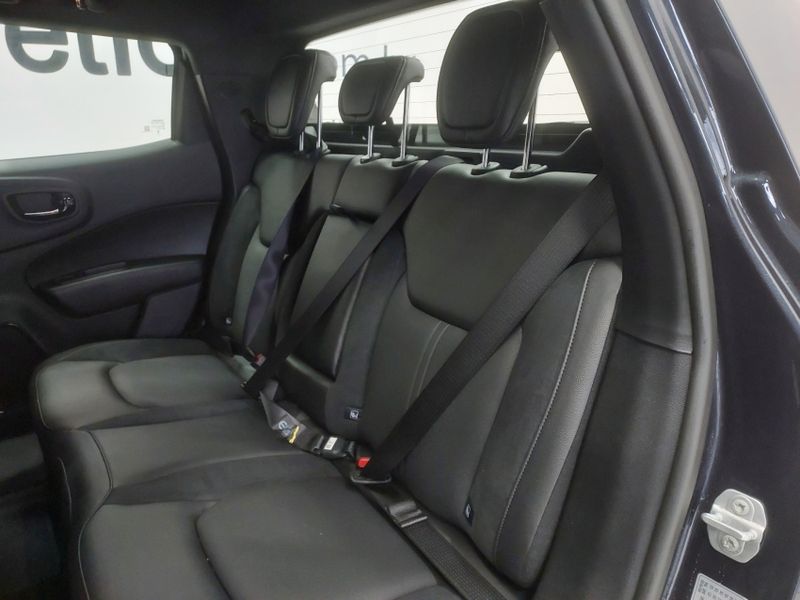 Fiat TORO 1.3 TURBO 270 HYBRID VOLCANO AT6 2026/2027 BETIOLO NOVOS E SEMINOVOS LAJEADO / Carros no Vale