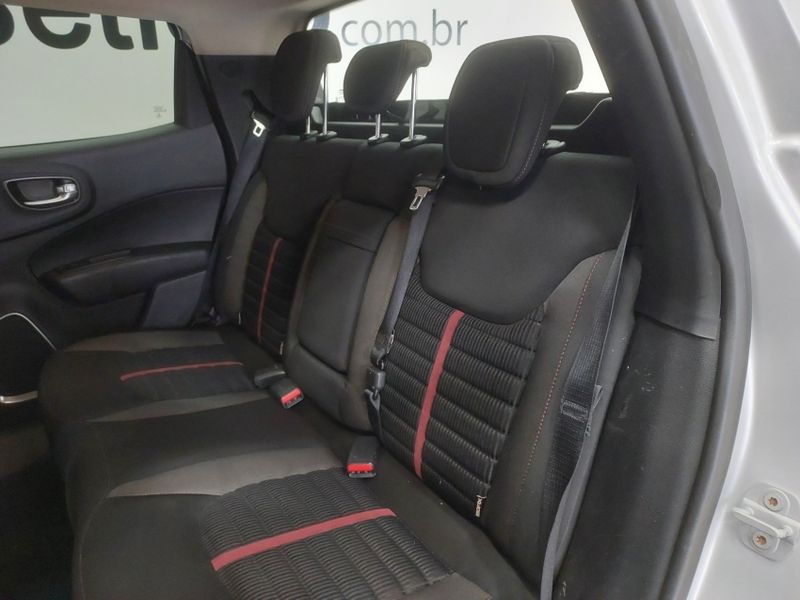Fiat TORO 1.8 16V EVO FLEX FREEDOM AT6 2017/2018 BETIOLO NOVOS E SEMINOVOS LAJEADO / Carros no Vale Fiat TORO 1.8 16V EVO FLEX FREEDOM AT6 2017/2018 BETIOLO NOVOS E SEMINOVOS LAJEADO / Carros no Vale