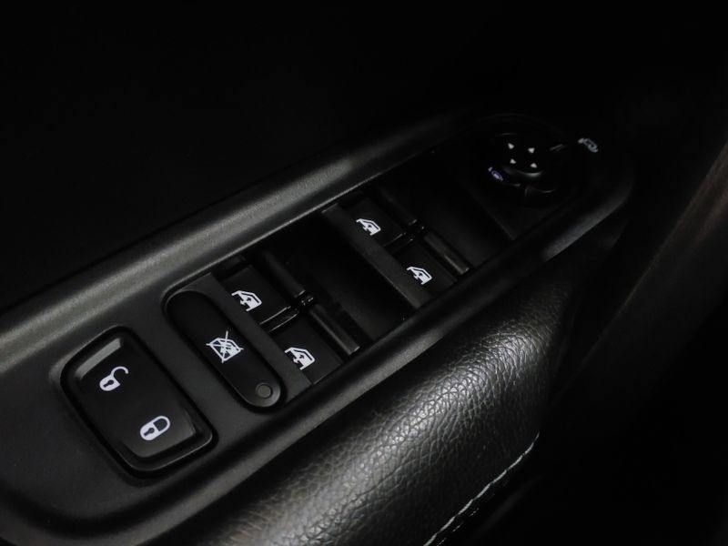 Fiat TORO 1.8 16V EVO FLEX FREEDOM AT6 2019/2019 BETIOLO NOVOS E SEMINOVOS LAJEADO / Carros no Vale