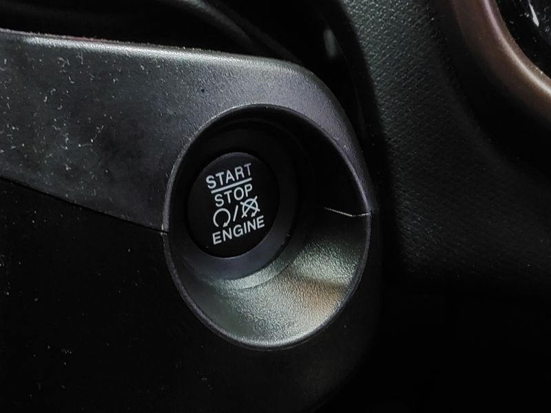 Fiat TORO 2.0 16V TURBO DIESEL RANCH 4WD AT9 2019/2020 BETIOLO NOVOS E SEMINOVOS LAJEADO / Carros no Vale