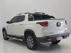 Fiat TORO 2.0 16V TURBO DIESEL RANCH 4WD AT9 2022/2023 BETIOLO NOVOS E SEMINOVOS LAJEADO / Carros no Vale