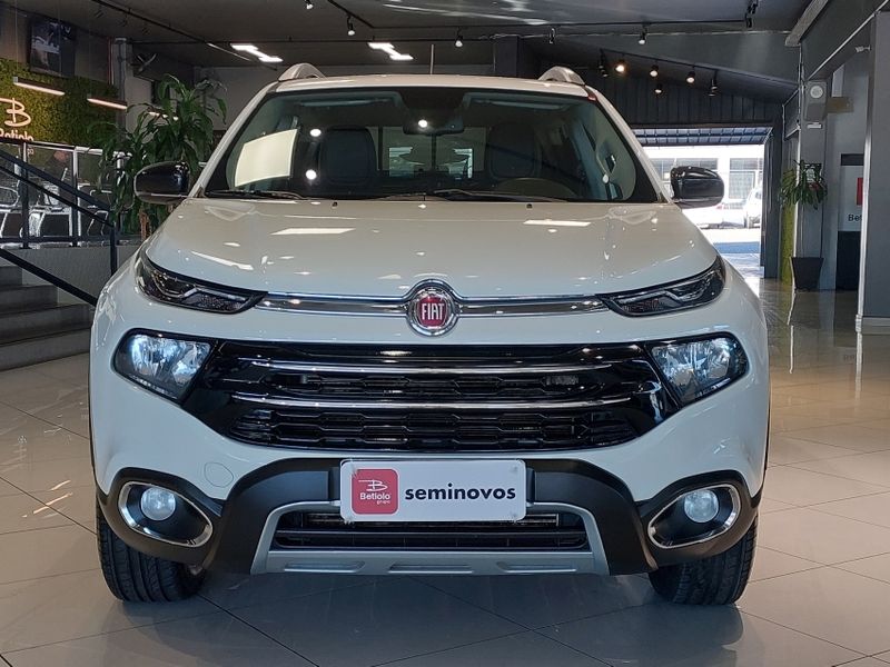 Fiat TORO 2.0 16V TURBO DIESEL VOLCANO 4WD AT9 2019/2020 BETIOLO NOVOS E SEMINOVOS LAJEADO / Carros no Vale Fiat TORO 2.0 16V TURBO DIESEL VOLCANO 4WD AT9 2019/2020 BETIOLO NOVOS E SEMINOVOS LAJEADO / Carros no Vale