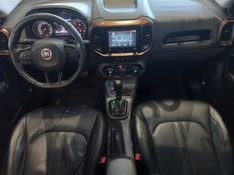 Fiat TORO 2.0 16V TURBO DIESEL VOLCANO 4WD AT9 2019/2020 BETIOLO NOVOS E SEMINOVOS LAJEADO / Carros no Vale
