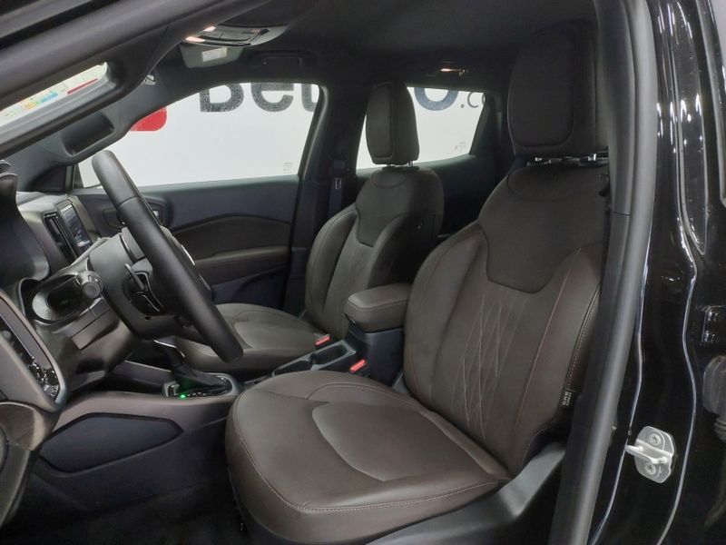 Fiat TORO 2.2 TURBO DIESEL RANCH 4WD AT9 2025/2026 BETIOLO NOVOS E SEMINOVOS LAJEADO / Carros no Vale Fiat TORO 2.2 TURBO DIESEL RANCH 4WD AT9 2025/2026 BETIOLO NOVOS E SEMINOVOS LAJEADO / Carros no Vale