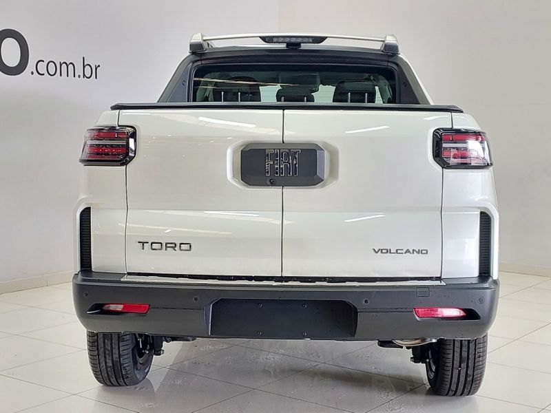 Fiat TORO 2.2 TURBO DIESEL VOLCANO 4WD AT9 2026/2026 BETIOLO NOVOS E SEMINOVOS LAJEADO / Carros no Vale Fiat TORO 2.2 TURBO DIESEL VOLCANO 4WD AT9 2026/2026 BETIOLO NOVOS E SEMINOVOS LAJEADO / Carros no Vale