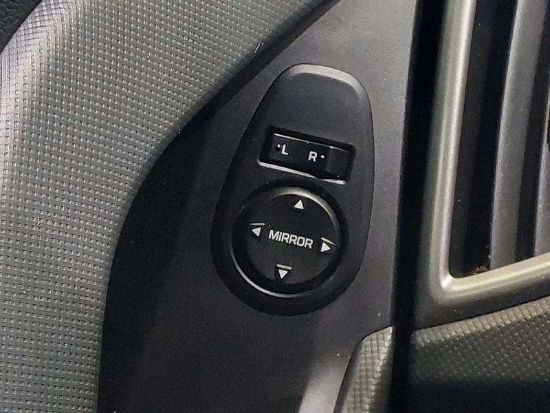 Hyundai CRETA 1.6 16V FLEX PULSE AUTOMÁTICO 2017/2017 BETIOLO NOVOS E SEMINOVOS LAJEADO / Carros no Vale Hyundai CRETA 1.6 16V FLEX PULSE AUTOMÁTICO 2017/2017 BETIOLO NOVOS E SEMINOVOS LAJEADO / Carros no Vale