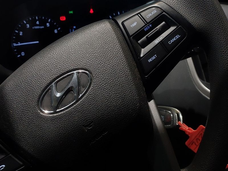 Hyundai CRETA 1.6 16V FLEX PULSE AUTOMÁTICO 2017/2017 BETIOLO NOVOS E SEMINOVOS LAJEADO / Carros no Vale Hyundai CRETA 1.6 16V FLEX PULSE AUTOMÁTICO 2017/2017 BETIOLO NOVOS E SEMINOVOS LAJEADO / Carros no Vale