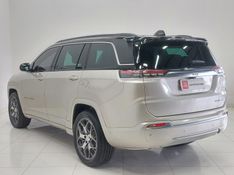 JEEP COMMANDER 1.3 T270 TURBO FLEX OVERLAND AT6 2022/2022 BETIOLO NOVOS E SEMINOVOS LAJEADO / Carros no Vale